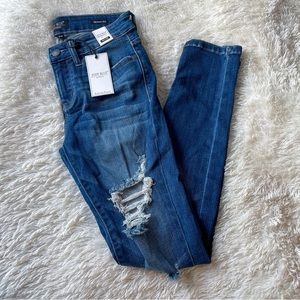 Judy blue distressed jeans